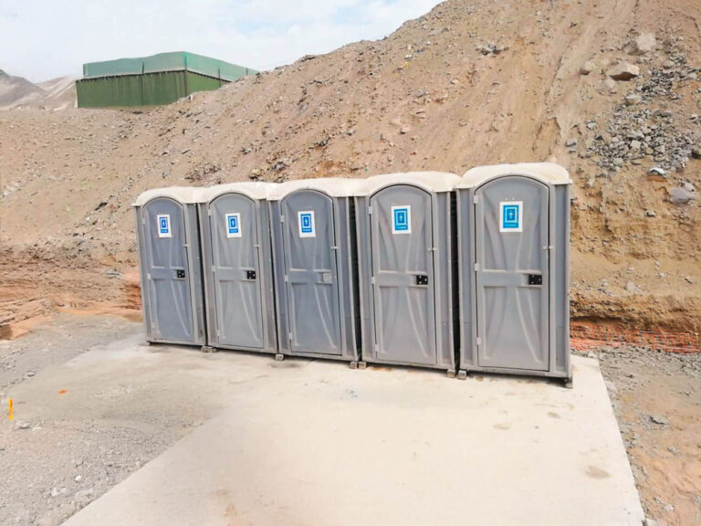 Sanitario portátil instalado con éxito