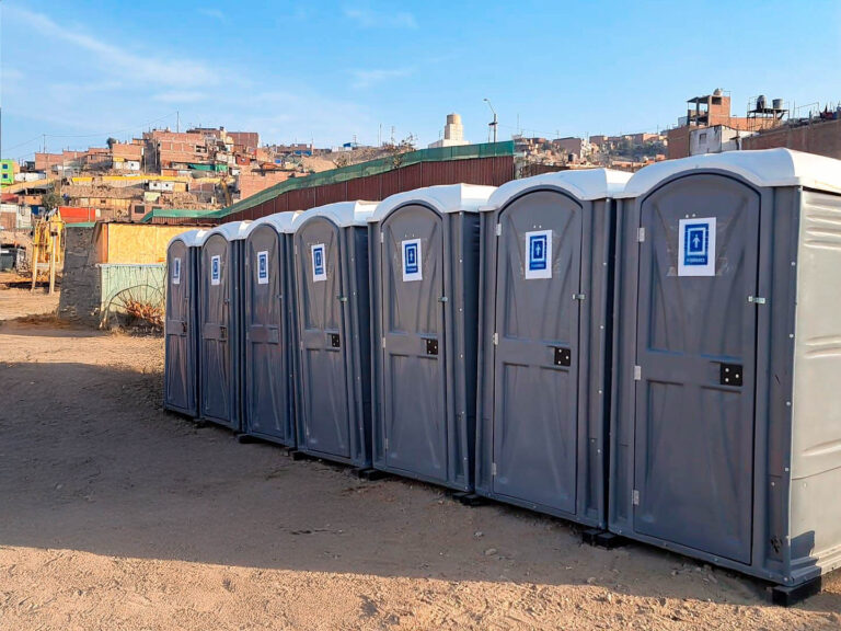 Sanitario portátil instalado con éxito