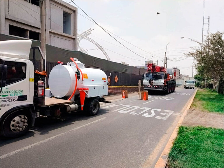 Sanitario portátil instalado con éxito