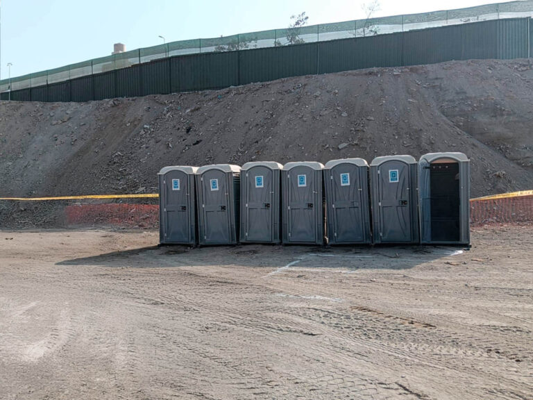 Sanitario portátil instalado con éxito