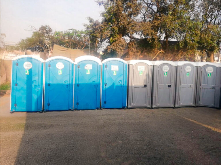 Sanitario portátil instalado con éxito